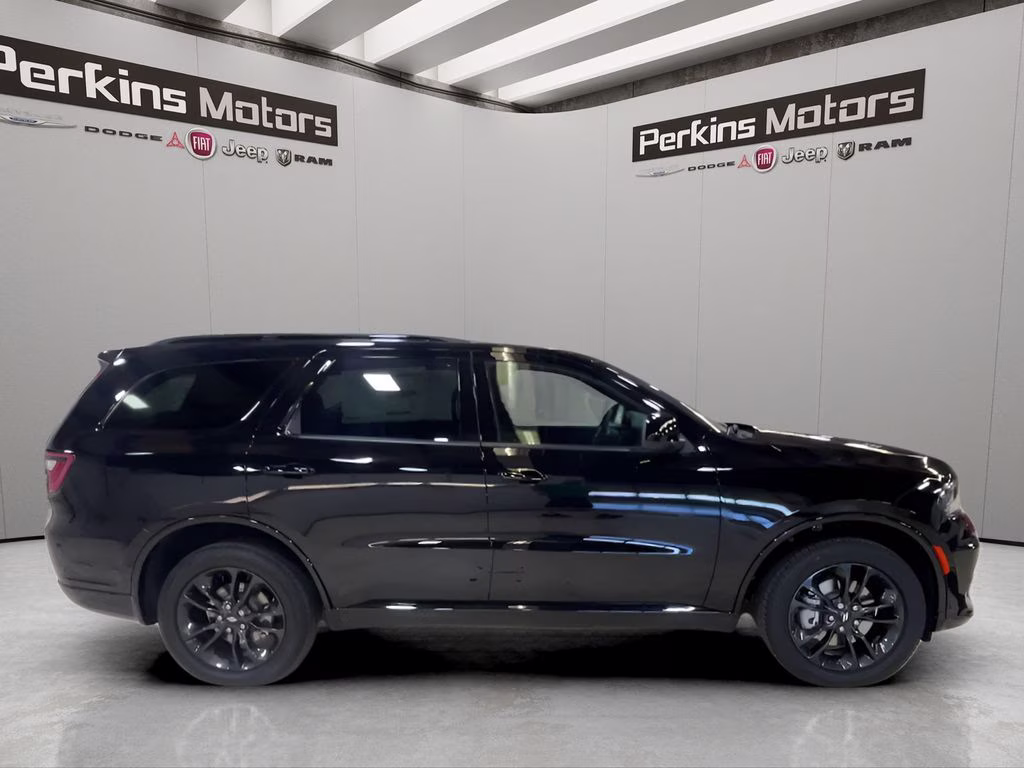 2026 DB Black Crystal Clearcoat Dodge Durango GT AWD SUV