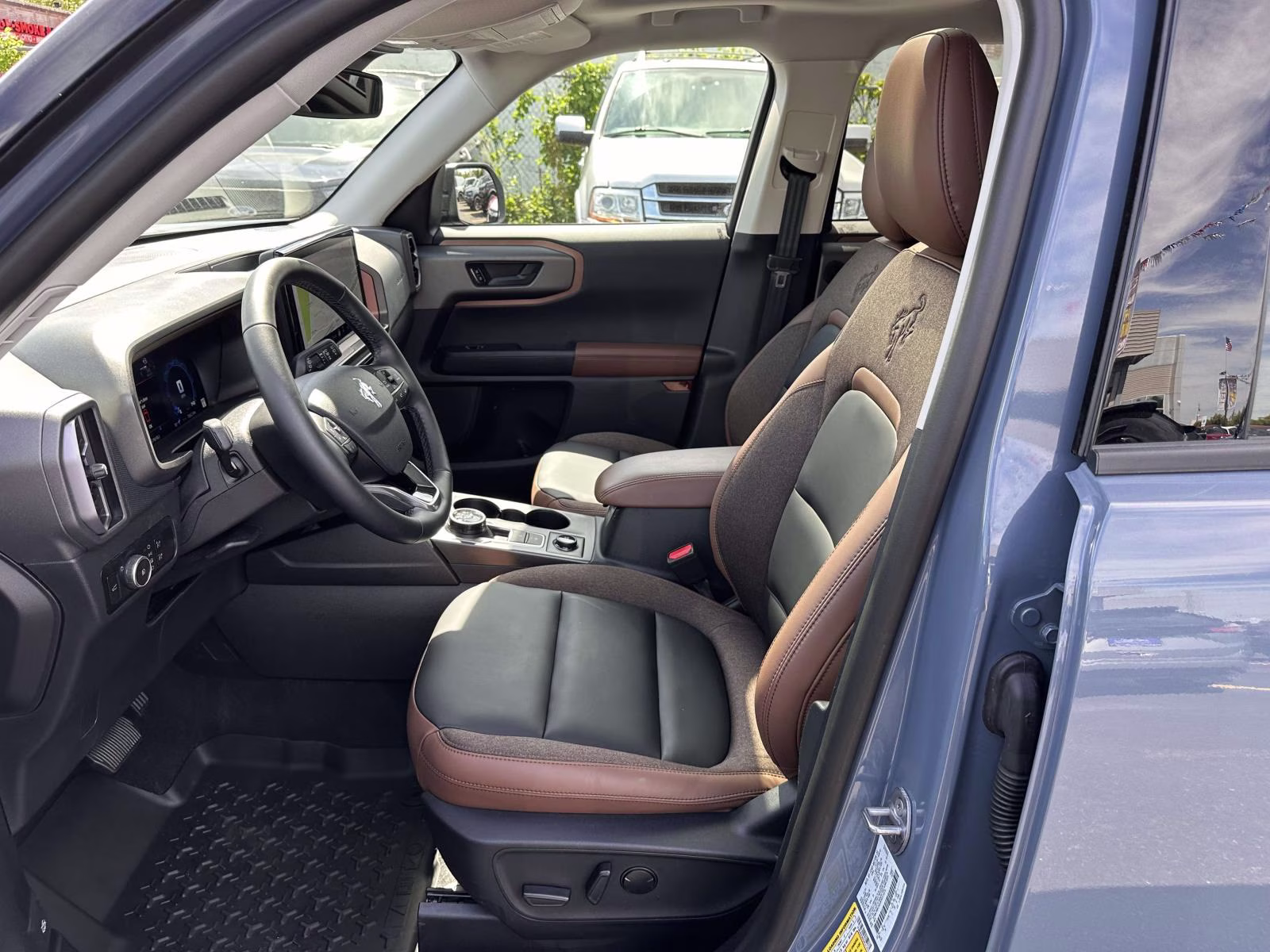 2025 Azure Gray Metallic Tri-Coat Ford Bronco Sport Outer Banks 4x4 4X4 SUV