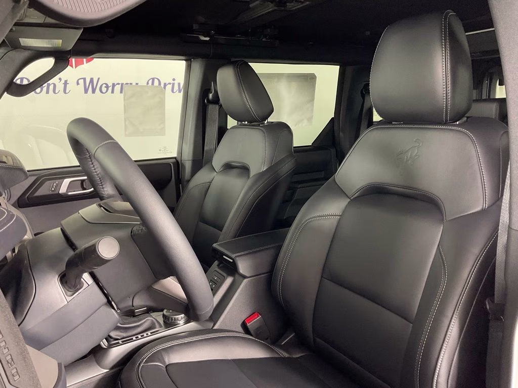 2026 Oxford White Ford Bronco Outer Banks 4X4 SUV
