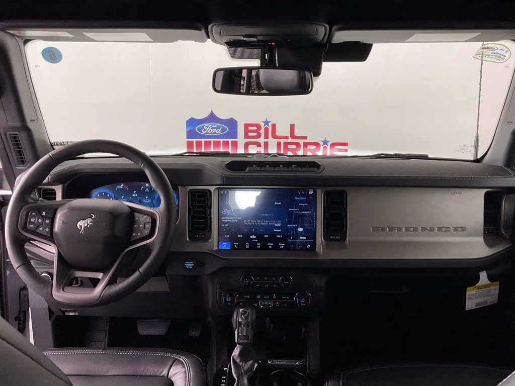 2026 Oxford White Ford Bronco Outer Banks 4X4 SUV