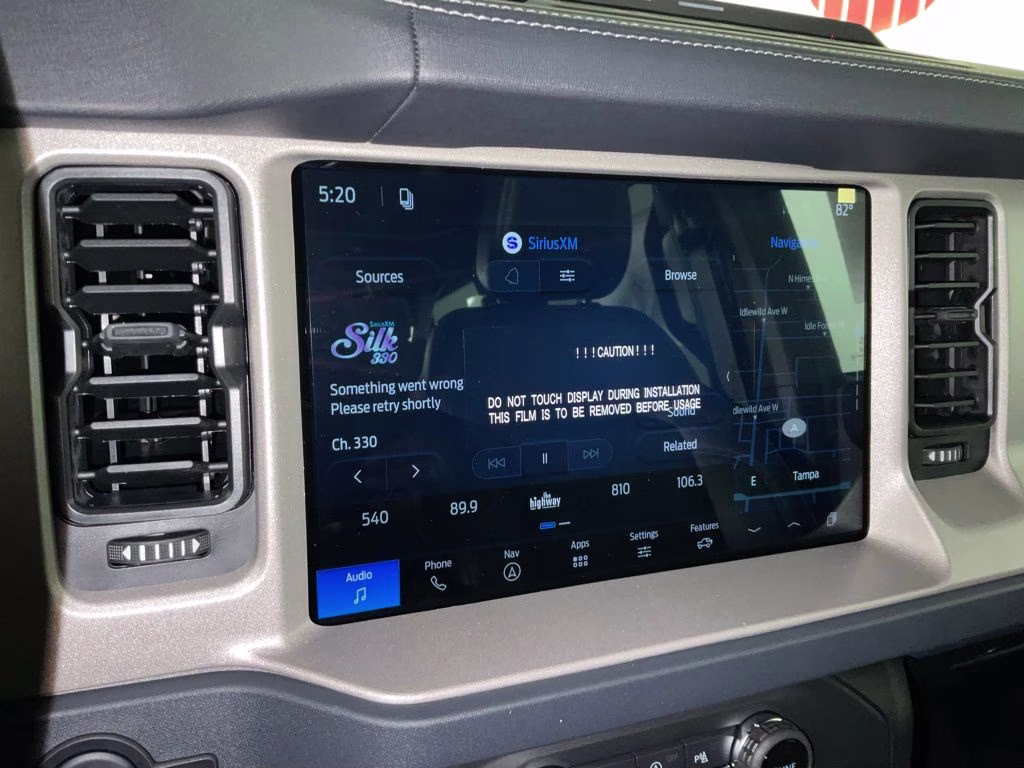 2026 Oxford White Ford Bronco Outer Banks 4X4 SUV