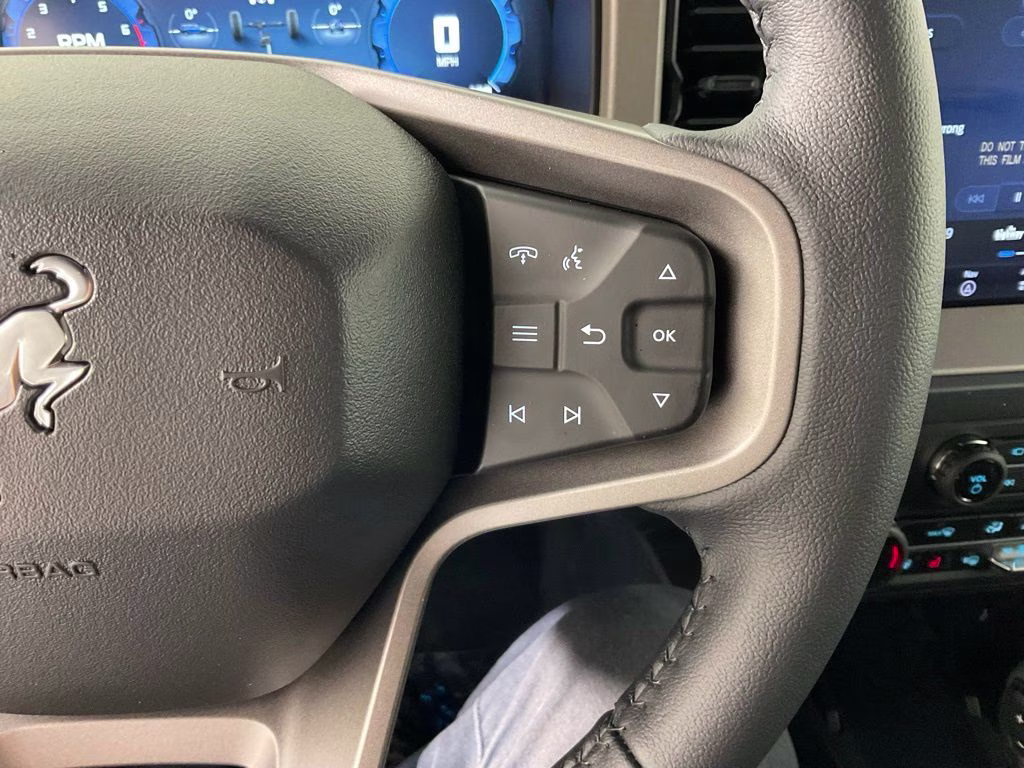 2026 Oxford White Ford Bronco Outer Banks 4X4 SUV