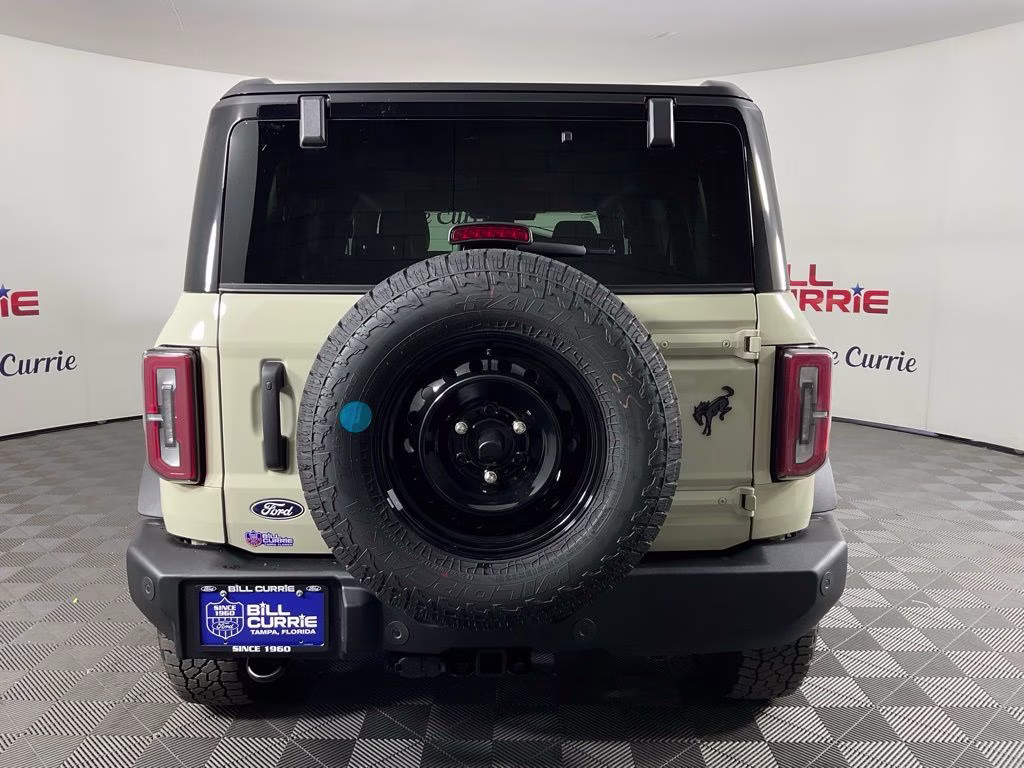 2026 Desert Sand Ford Bronco Outer Banks 4X4 SUV