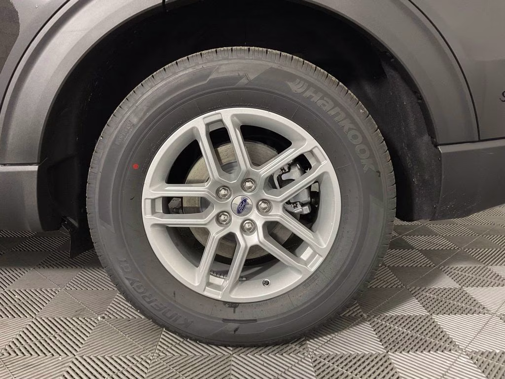 2026 Black Ford Explorer Active RWD SUV