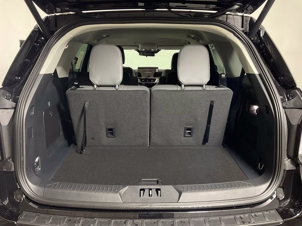 2026 Black Ford Explorer Active RWD SUV