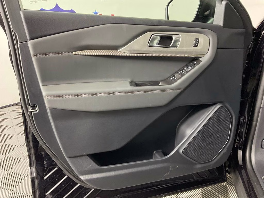 2026 Black Ford Explorer Active RWD SUV