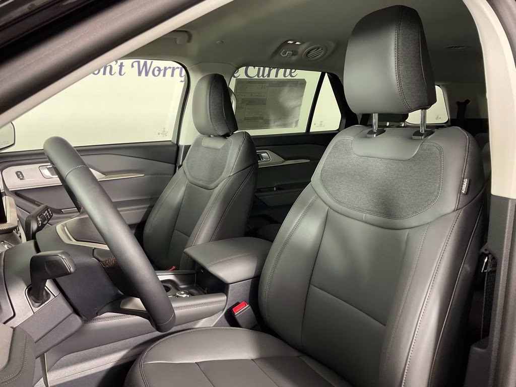 2026 Black Ford Explorer Active RWD SUV