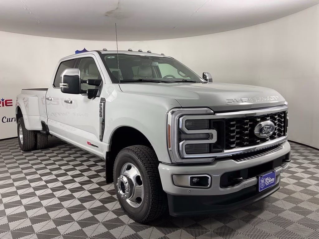 2026 Avalanche Ford Super Duty F-350 DRW Platinum 4X4 Truck