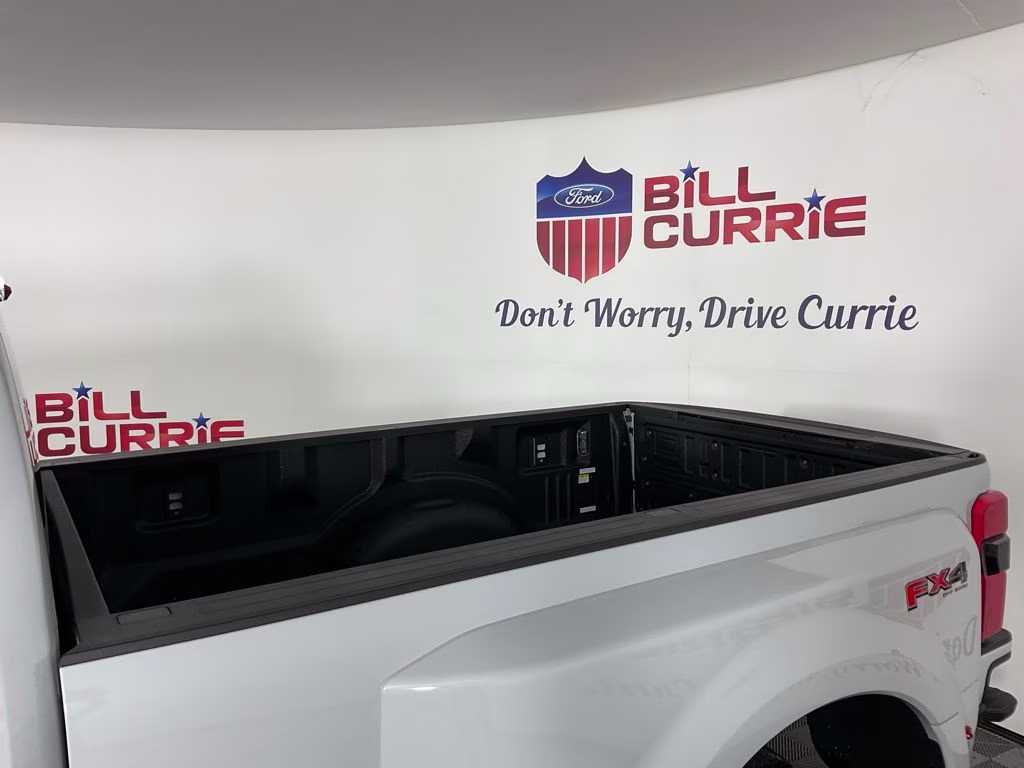 2026 Avalanche Ford Super Duty F-350 DRW Platinum 4X4 Truck
