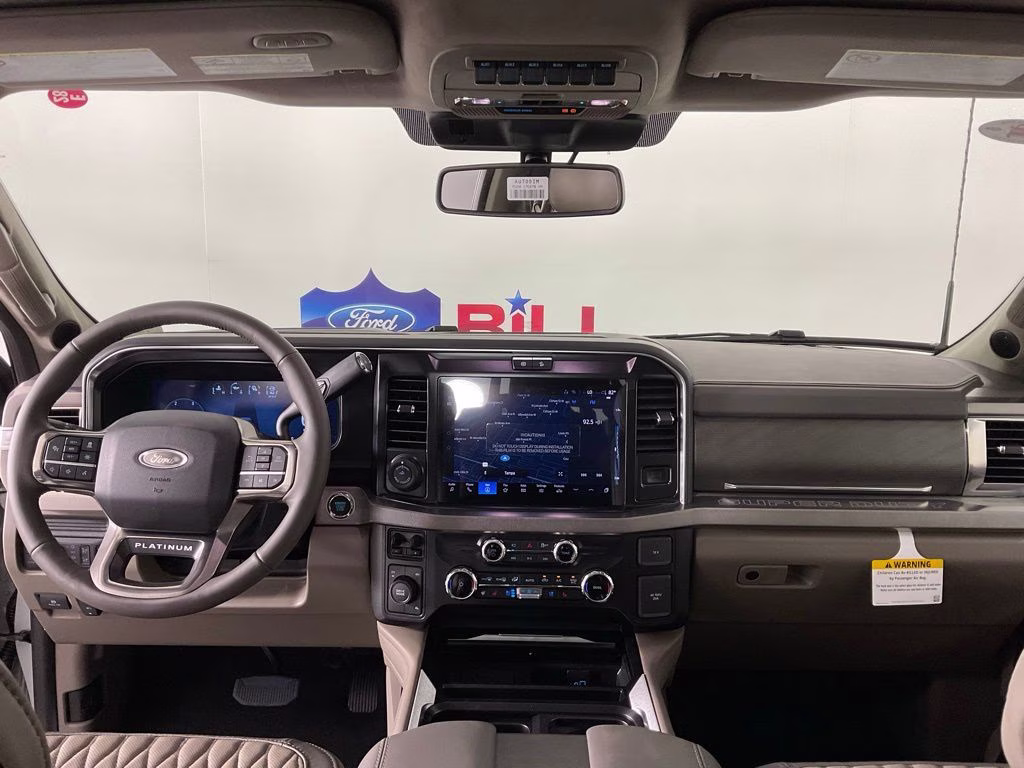 2026 Avalanche Ford Super Duty F-350 DRW Platinum 4X4 Truck