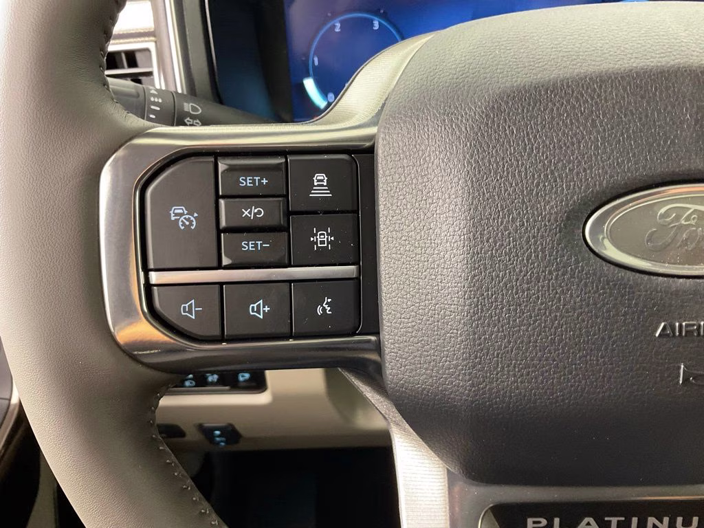 2026 Avalanche Ford Super Duty F-350 DRW Platinum 4X4 Truck