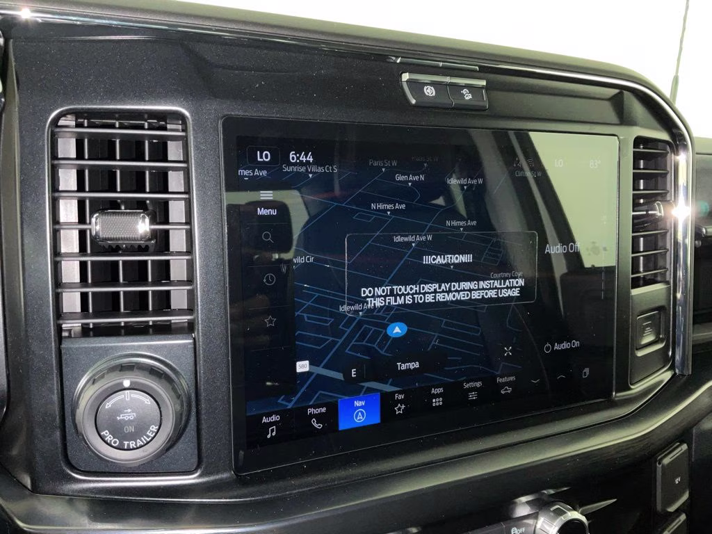 2026 Avalanche Ford Super Duty F-350 DRW Lariat 4X4 Truck