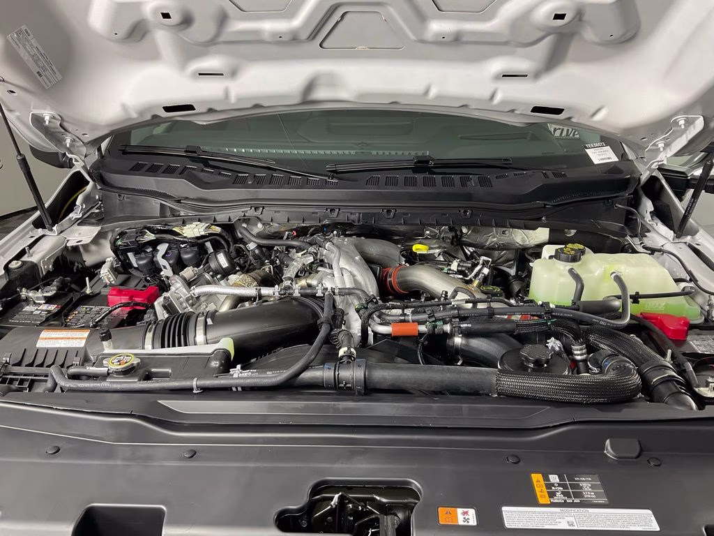 2026 Avalanche Ford Super Duty F-350 DRW Lariat 4X4 Truck