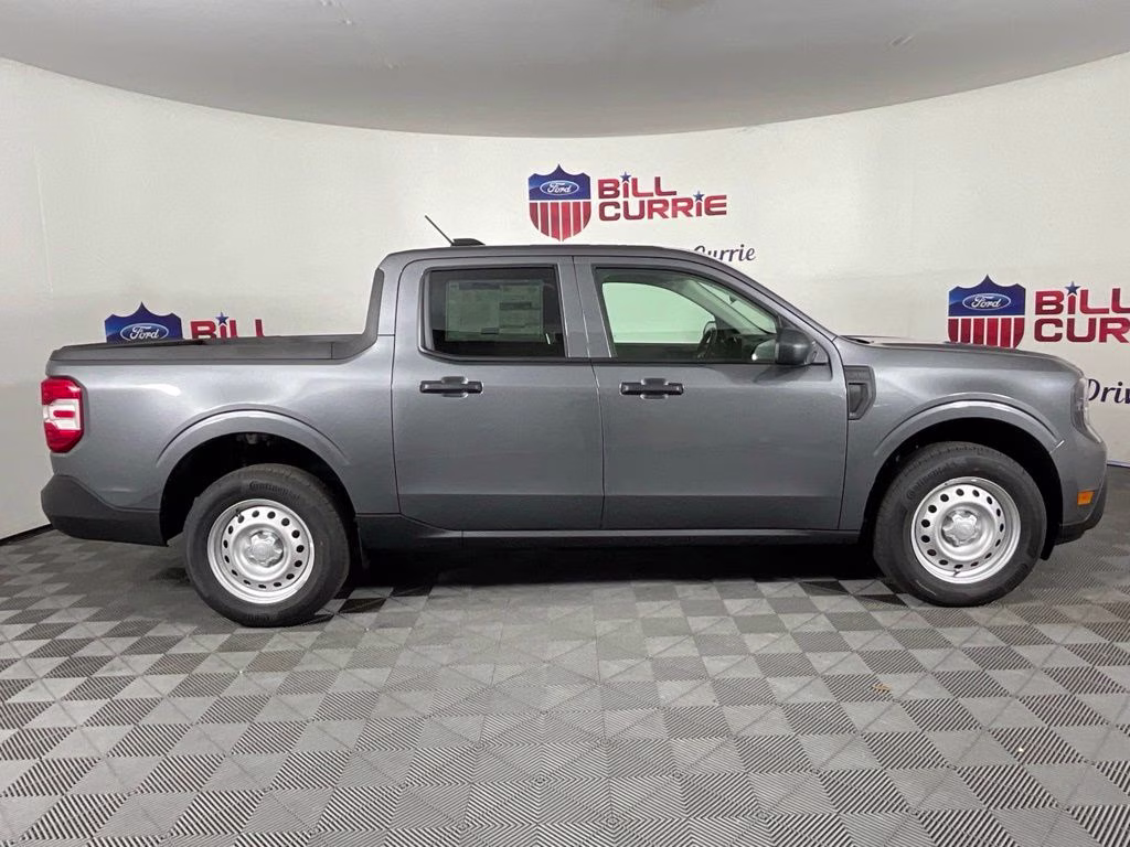 2026 Gray Metallic Ford Maverick XL FWD Truck