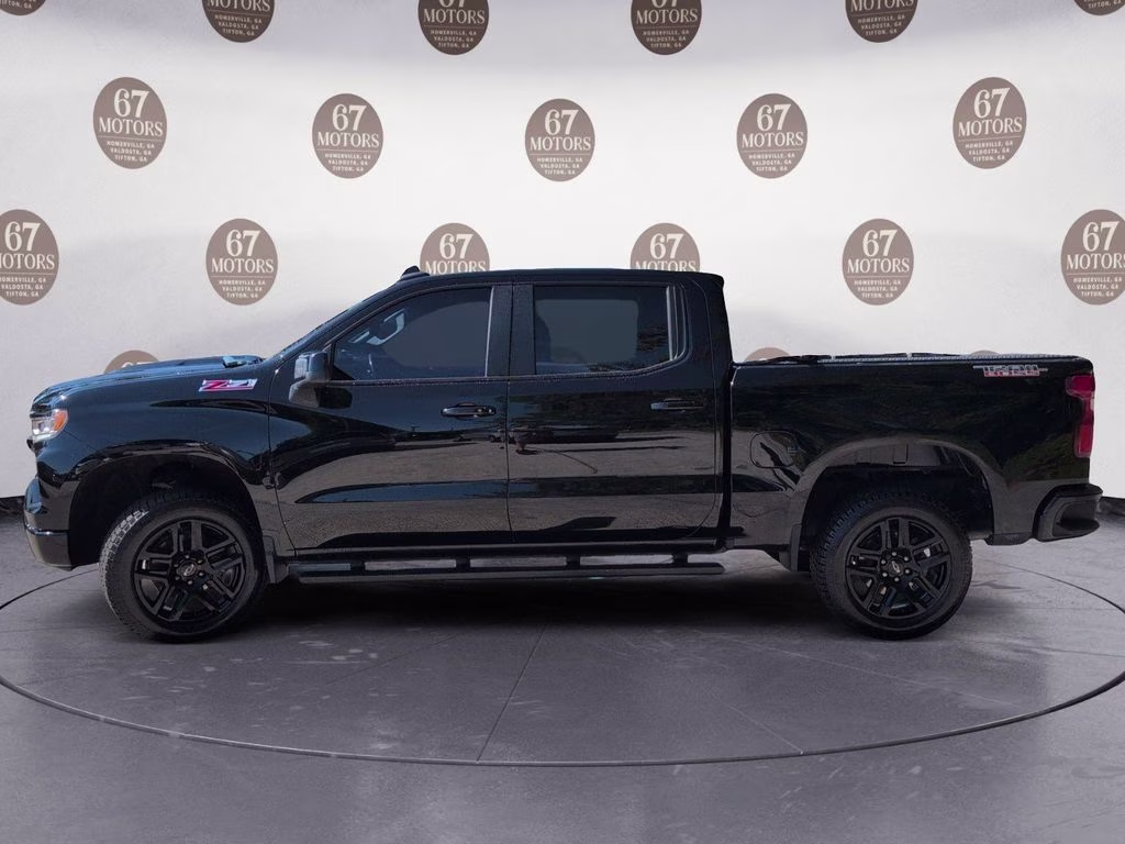 2024 Black Chevrolet Silverado 1500 LT Trail Boss 4X4 Truck