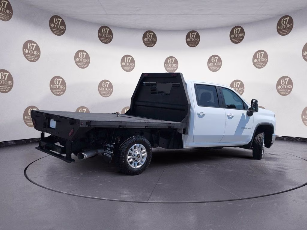 2024 Summit White Chevrolet Silverado 2500HD LT 4X4 Truck