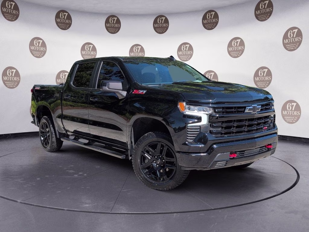 2024 Black Chevrolet Silverado 1500 LT Trail Boss 4X4 Truck