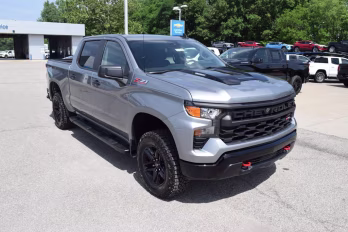 2026 Sterling Gray Metallic Chevrolet Silverado 1500 Custom Trail Boss 4X4 Truck