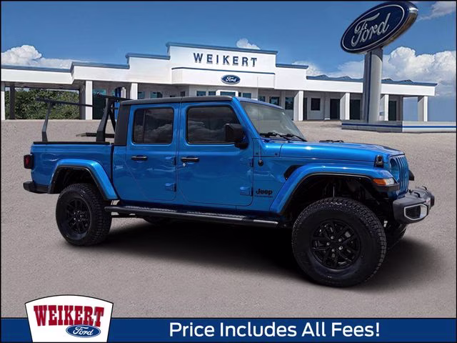 2021 Hydro Blue Pearlcoat Jeep Gladiator Sport 4X4 Truck