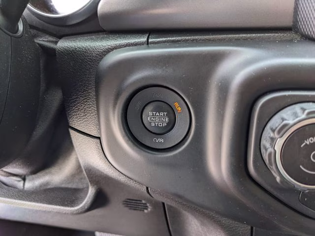 2021 Hydro Blue Pearlcoat Jeep Gladiator Sport 4X4 Truck