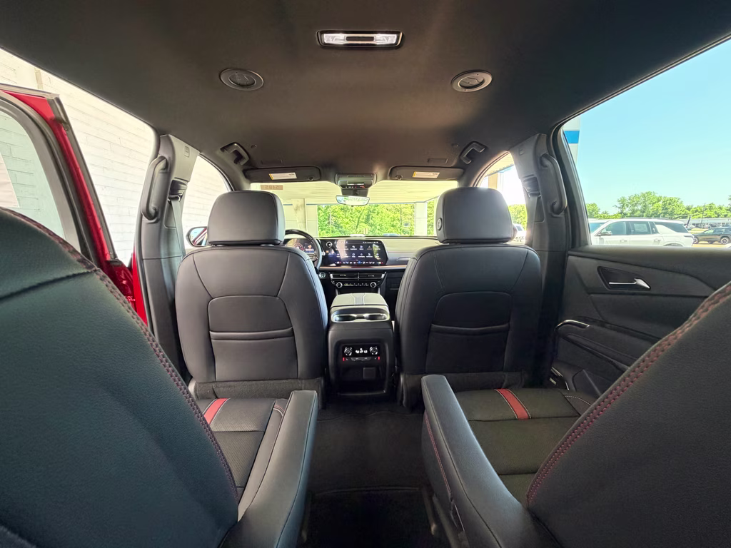 2026 Radiant Red Tintcoat Chevrolet Traverse FWD RS FWD SUV