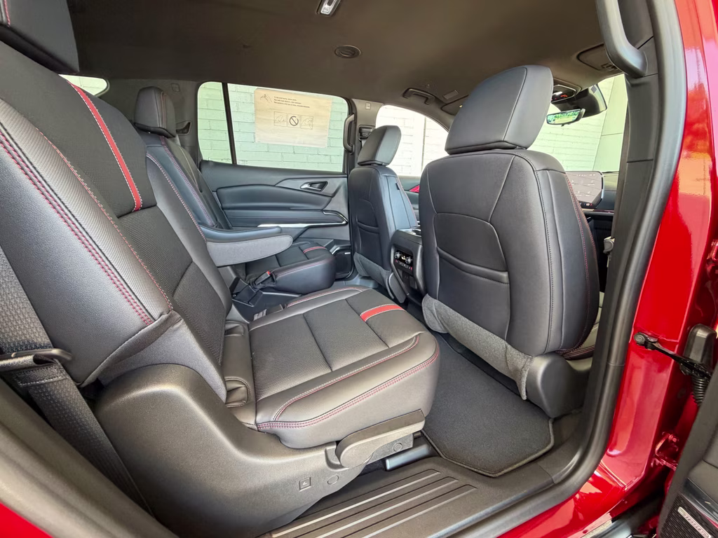 2026 Radiant Red Tintcoat Chevrolet Traverse FWD RS FWD SUV