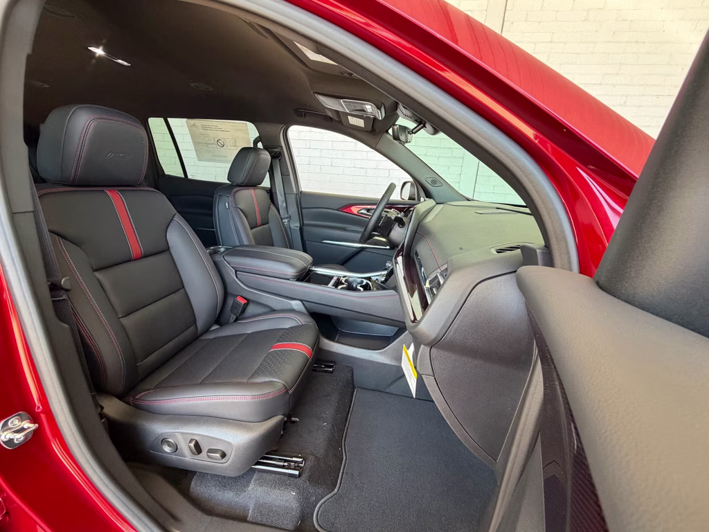 2026 Radiant Red Tintcoat Chevrolet Traverse FWD RS FWD SUV