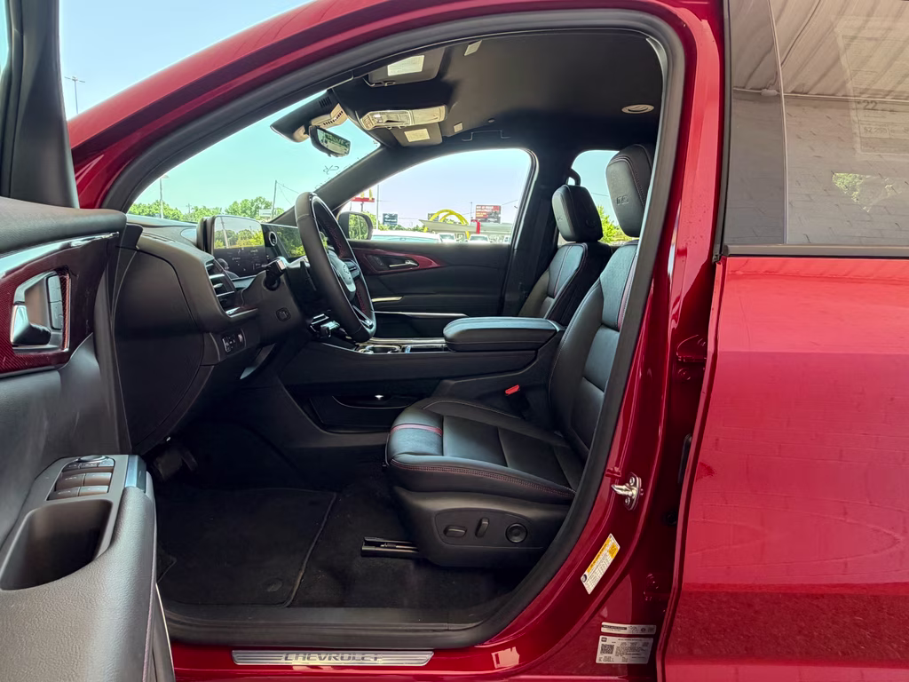 2026 Radiant Red Tintcoat Chevrolet Traverse FWD RS FWD SUV