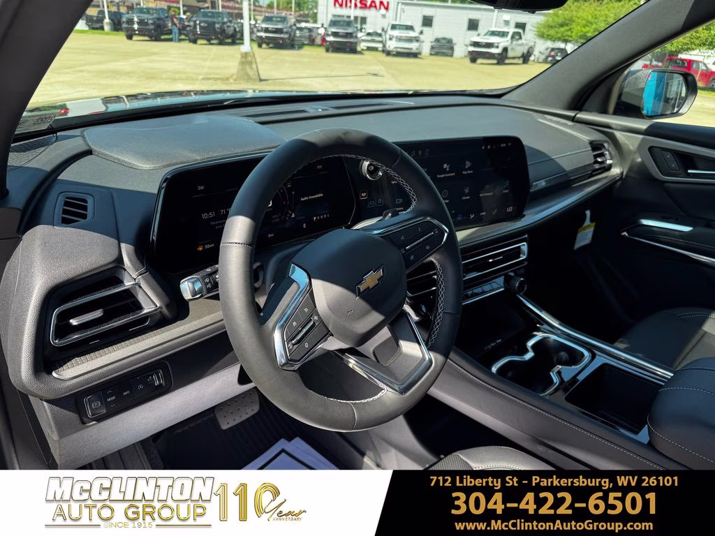2026 Mosaic Black Metallic Chevrolet Traverse LT AWD SUV