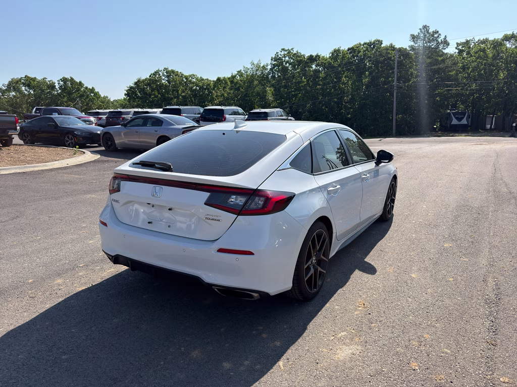 2022 Platinum White Pearl Honda Civic Sport Touring FWD Hatchback