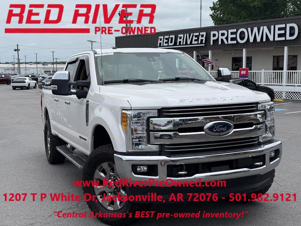 2017 WHITE PLATINUM MET TRI-COAT Ford Super Duty F-250 SRW Lariat 4X4 Truck