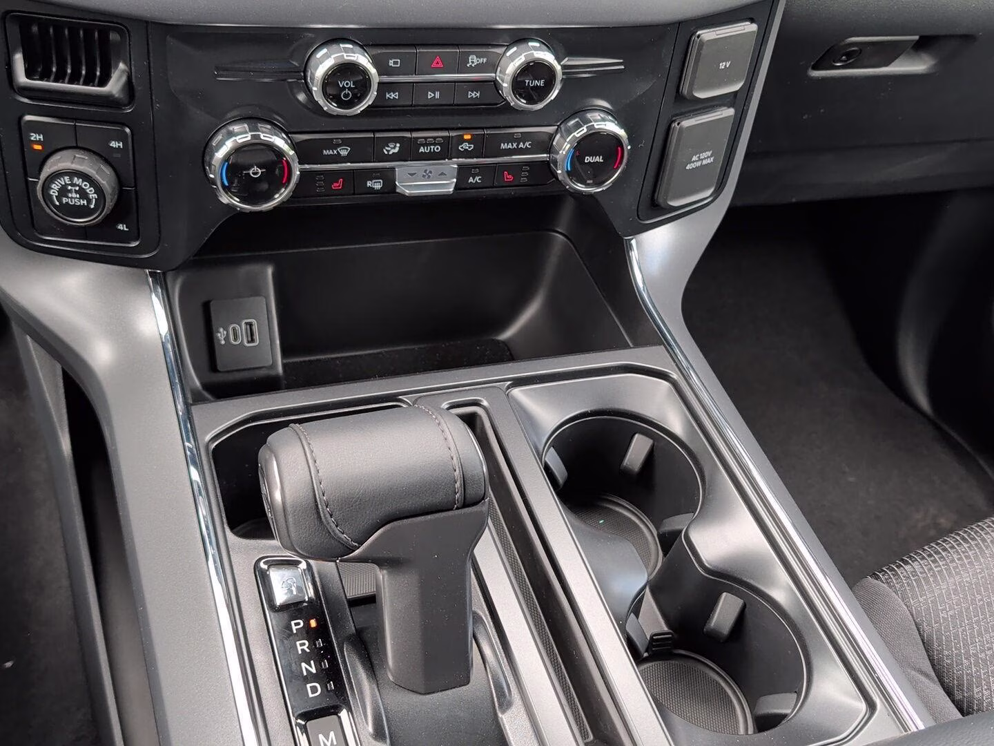2026 Oxford White Ford F-150 XLT 4X4 Truck