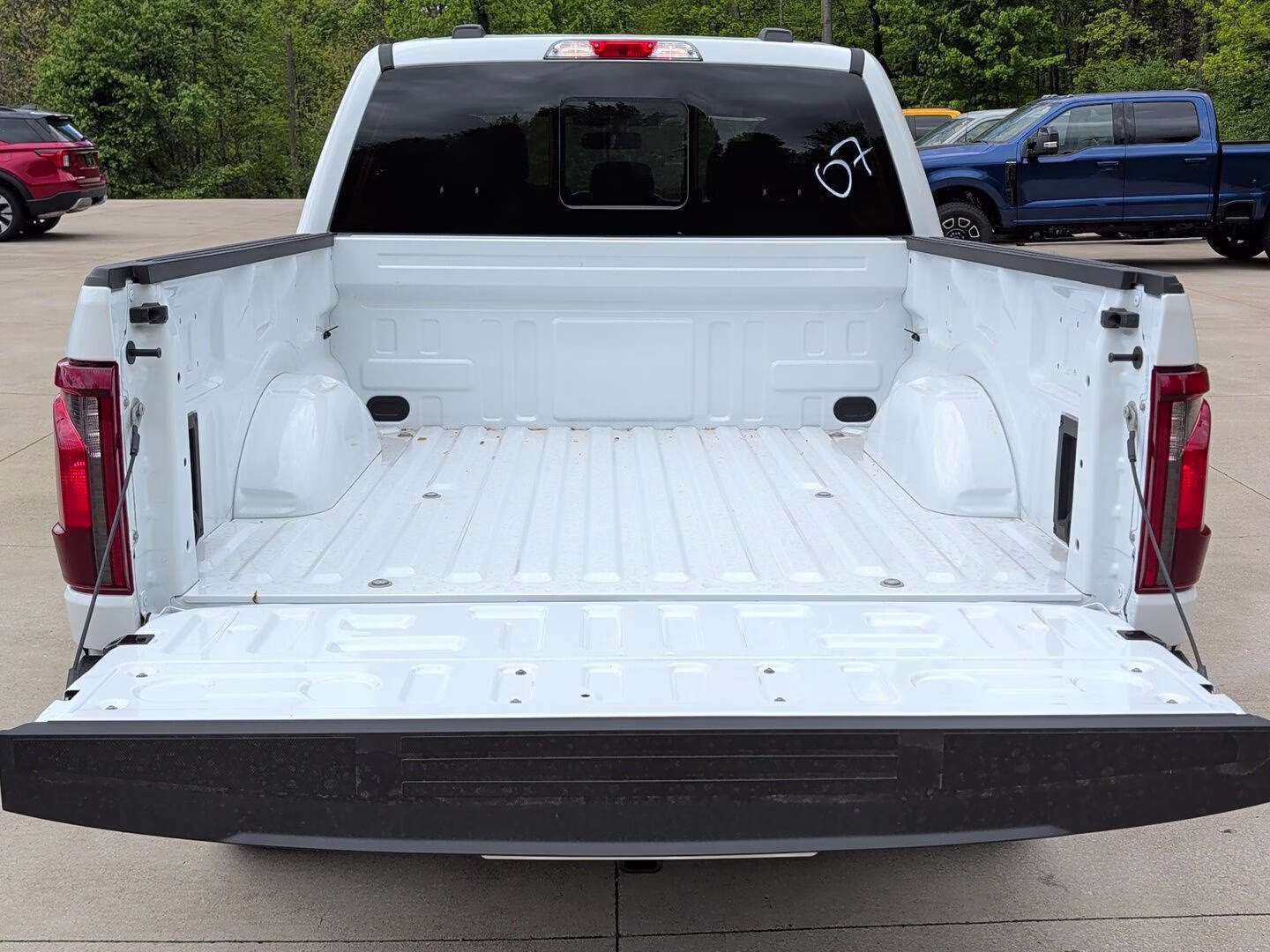 2026 Oxford White Ford F-150 XLT 4X4 Truck