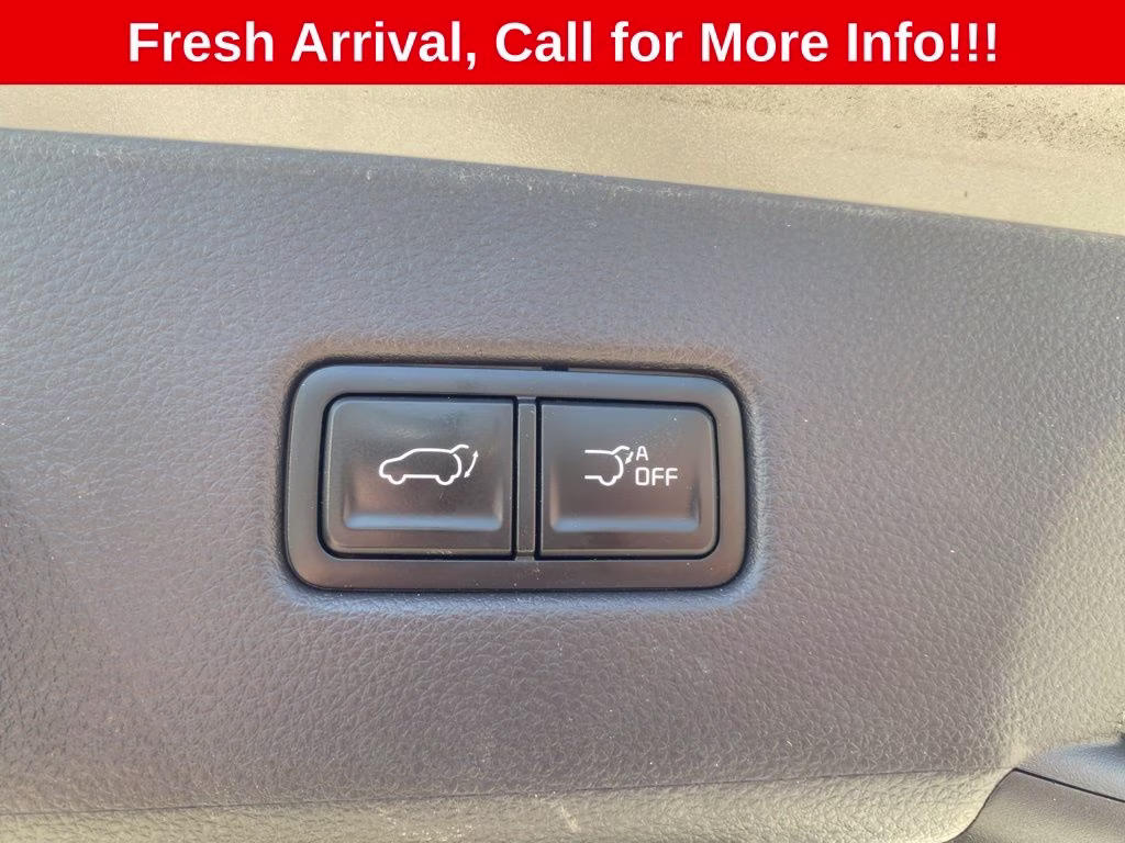 2025 Ivory Silver Kia Carnival Hybrid SX Prestige FWD Van