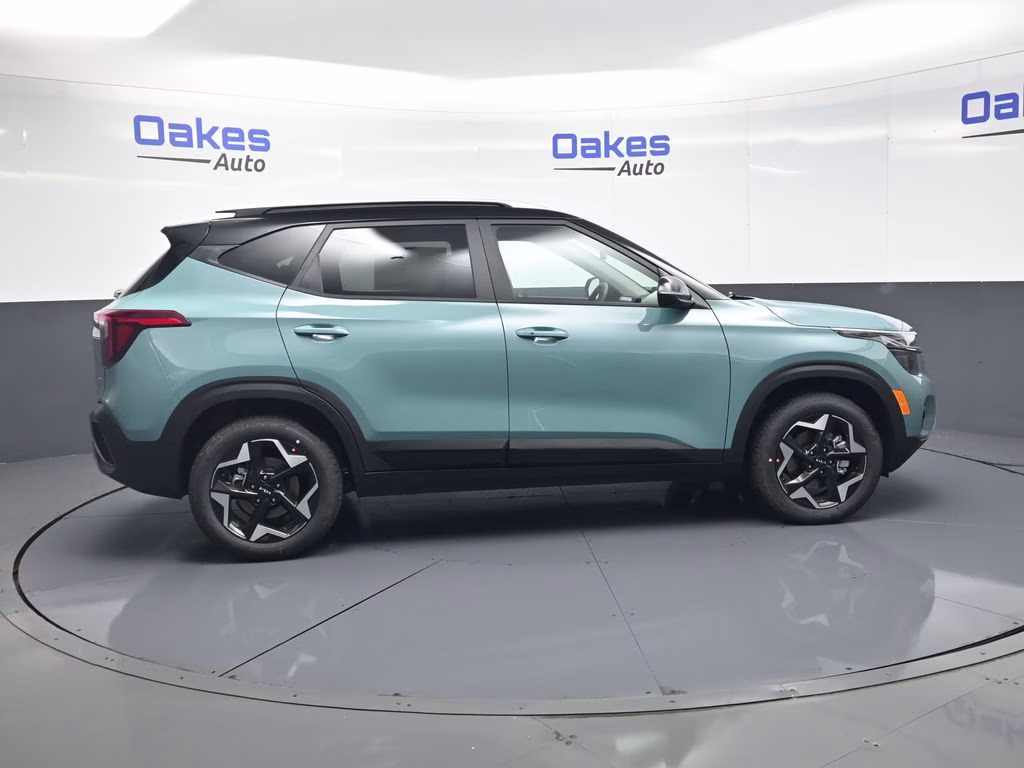 2026 Pluton Blue/Black Roof Kia Seltos S AWD SUV