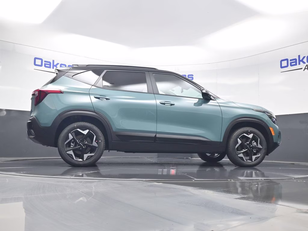 2026 Pluton Blue/Black Roof Kia Seltos S AWD SUV