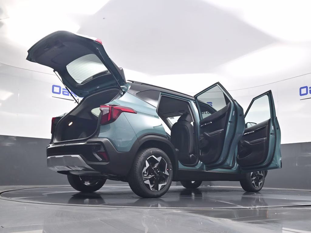 2026 Pluton Blue/Black Roof Kia Seltos S AWD SUV
