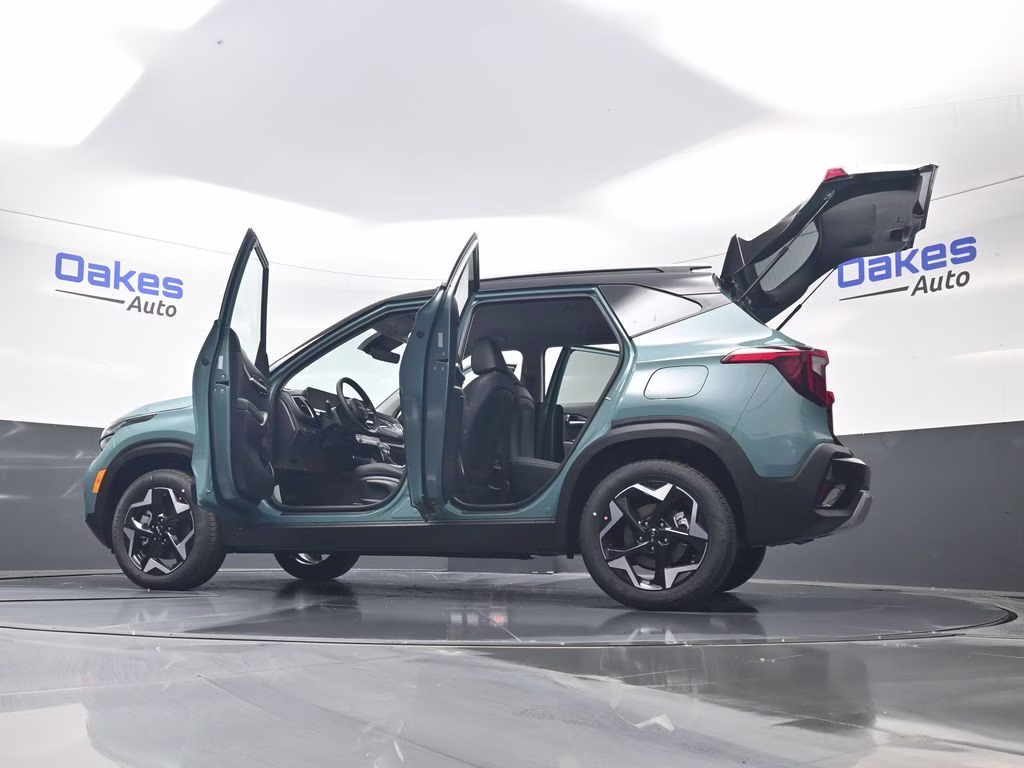 2026 Pluton Blue/Black Roof Kia Seltos S AWD SUV