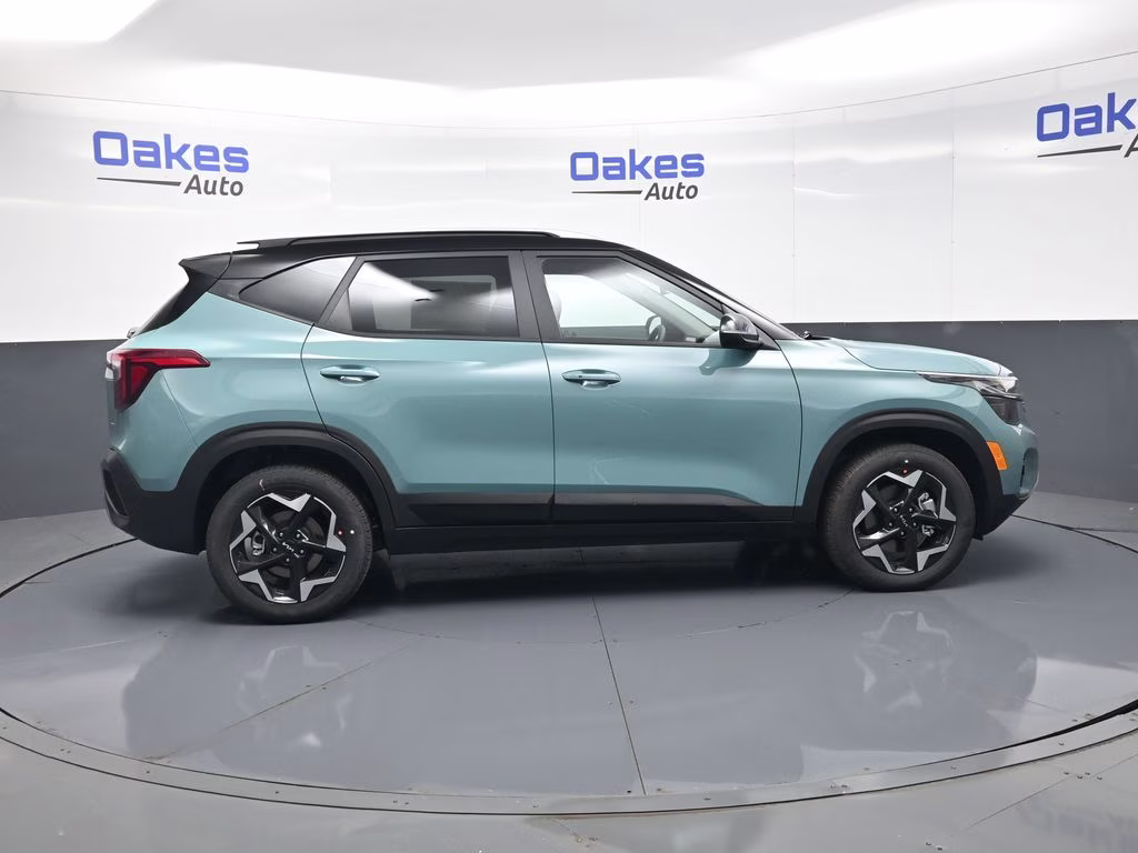 2026 Pluton Blue/Black Roof Kia Seltos S AWD SUV