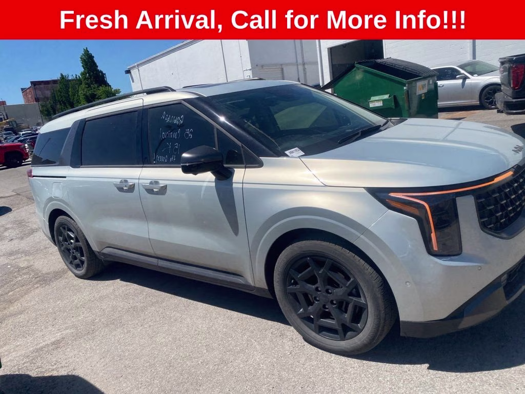 2025 Ivory Silver Kia Carnival Hybrid SX Prestige FWD Van