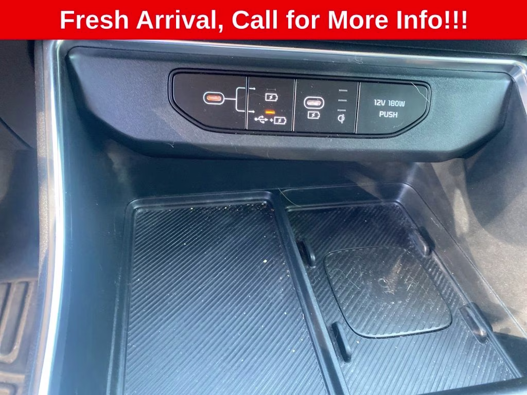 2025 Ivory Silver Kia Carnival Hybrid SX Prestige FWD Van