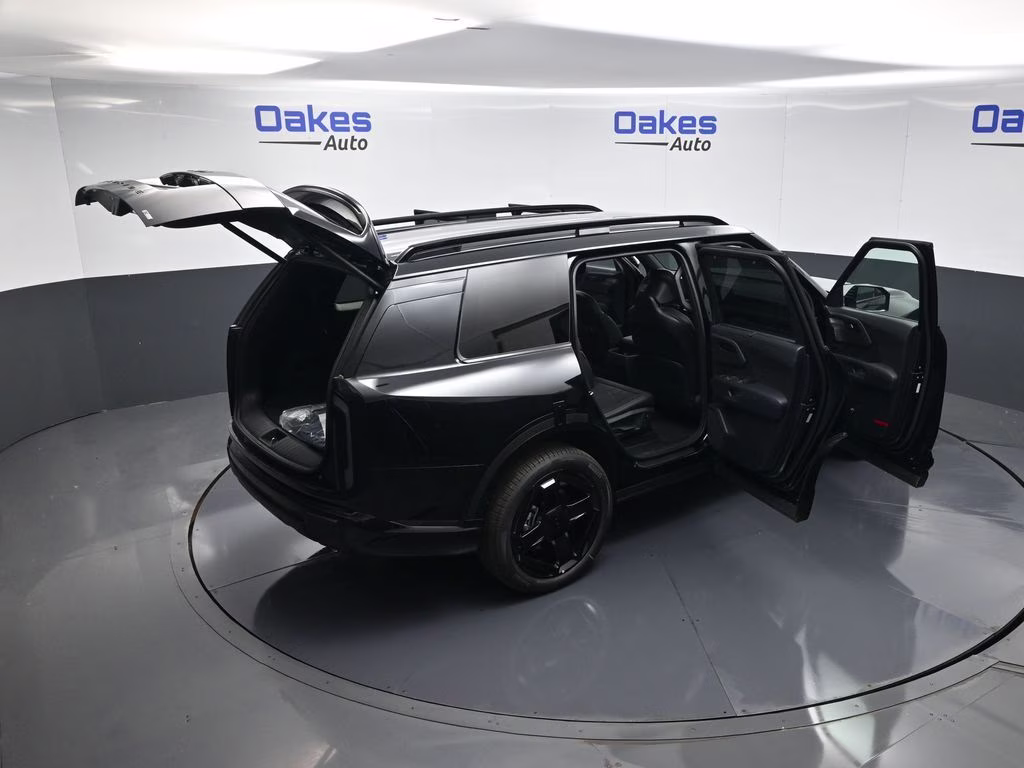 2027 Ebony Black Kia Telluride X-Line EX AWD SUV
