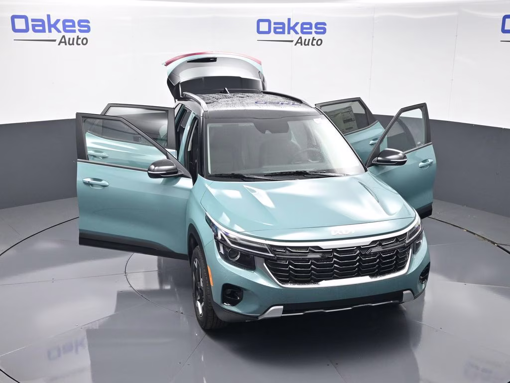 2026 Pluton Blue/Black Roof Kia Seltos S AWD SUV