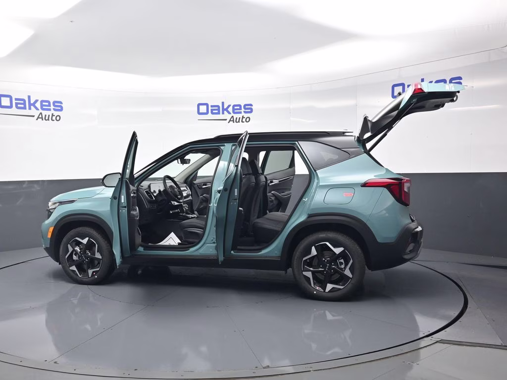 2026 Pluton Blue/Black Roof Kia Seltos S AWD SUV