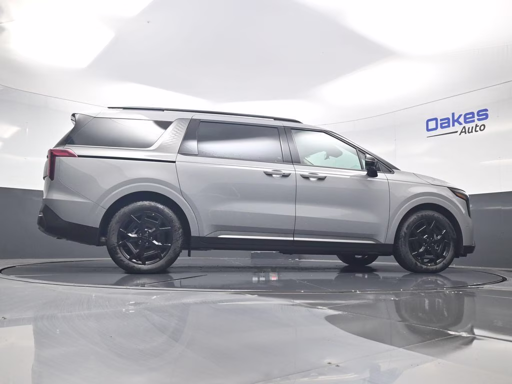 2026 Ceramic Silver Kia Carnival Hybrid SX Prestige FWD Van