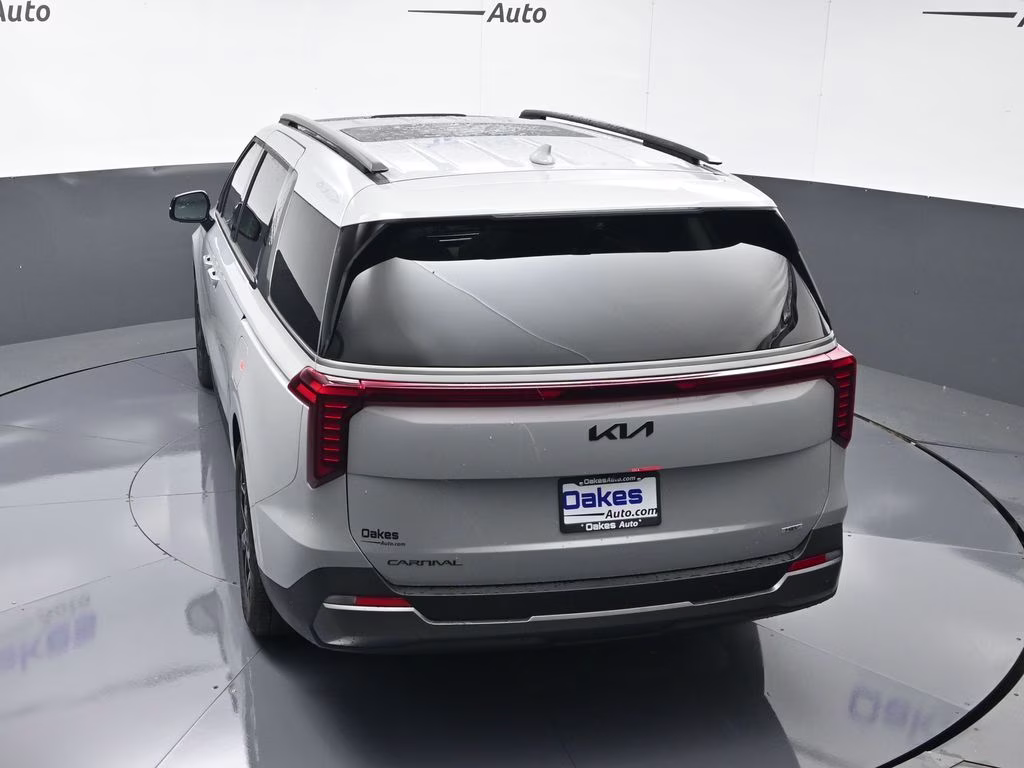 2026 Ceramic Silver Kia Carnival Hybrid SX Prestige FWD Van