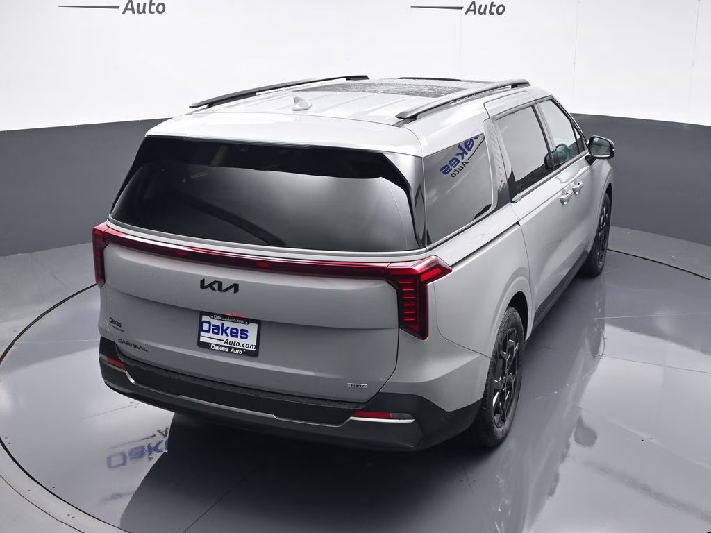 2026 Ceramic Silver Kia Carnival Hybrid SX Prestige FWD Van