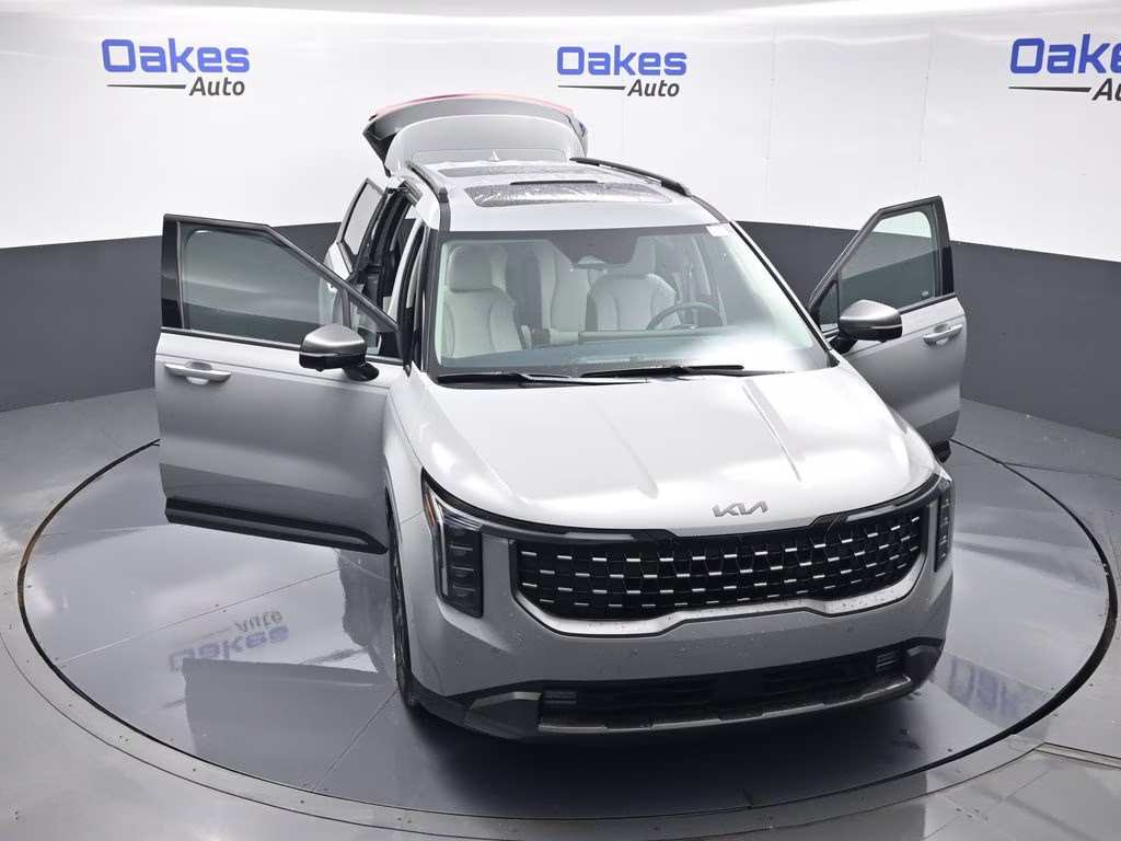 2026 Ceramic Silver Kia Carnival Hybrid SX Prestige FWD Van