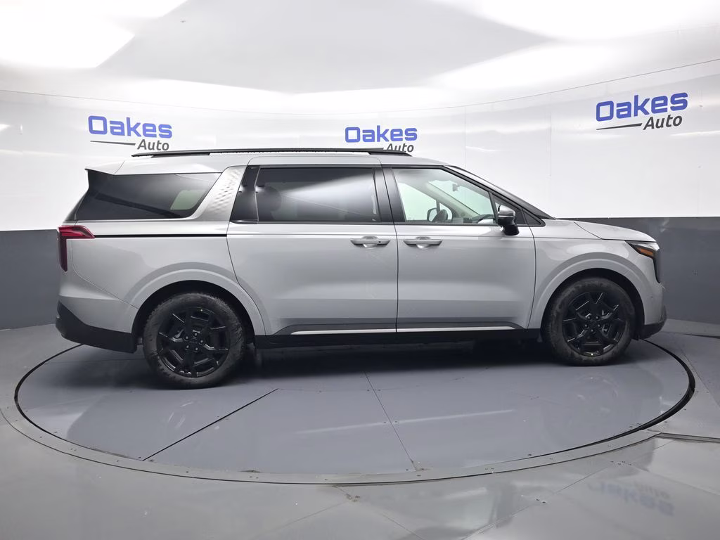 2026 Ceramic Silver Kia Carnival Hybrid SX Prestige FWD Van