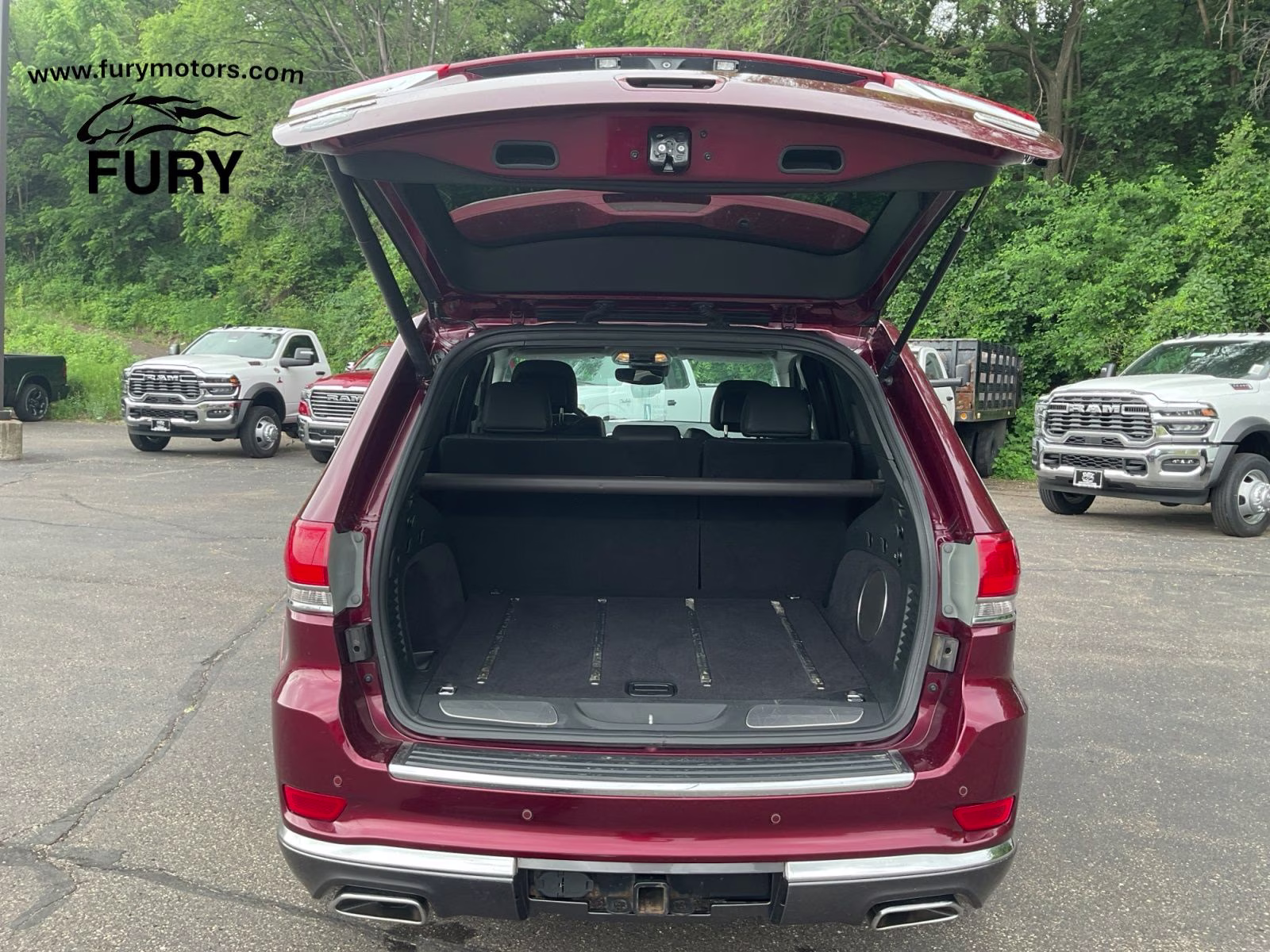 2017 Velvet Red Pearlcoat Jeep Grand Cherokee Summit 4X4 SUV